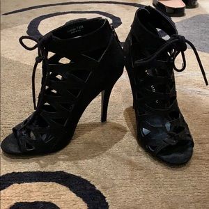 Women’s Black Chinese Laundry Heels